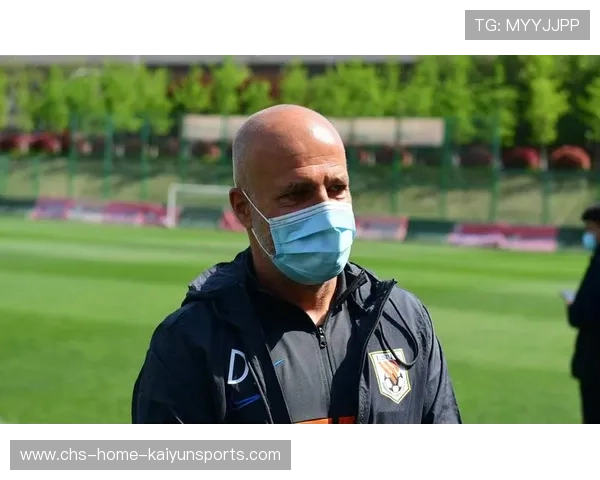 鲁能临时教练赢得球员信任，球队氛围回暖显著